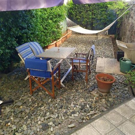 Apartment With Garden Lucca Kültér fotó